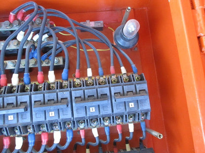 仮設用キャビネット 動力分電盤125A 鉄製 オレンジ(ジャンク品) GB-123EA他