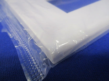 簡易耐火用コンセントプレート4コ用(8個入)(ホワイト) WTF8774W