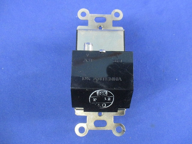 U-V埋込型端末整合器 アメリカ式接続法 U・V/FM埋込型直列共聴ユニット(汚れ有) DPM-33F