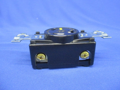 引掛形 埋込コンセント 接地2P30A250V 黒 3320-L6