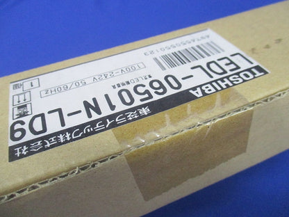 LED屋内用ライン器具 全長625mm 昼白色 調光器別 電源ユニット内蔵 LEDL-06501N-LD9
