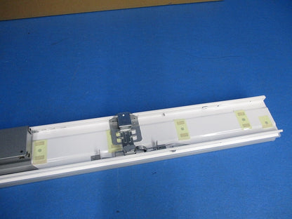LEDライトバー(電球色)(撮影のため開梱)(本体別売) NNLH4600KNTLE9