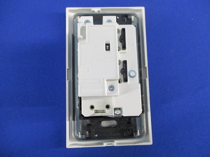 感震コンセント(1セット入) SCU-1KP