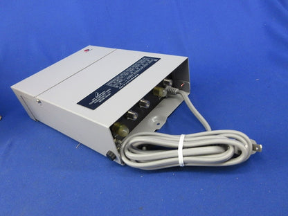 共同受信用ブースタ(ネジカバー1つなし) SCW-301A