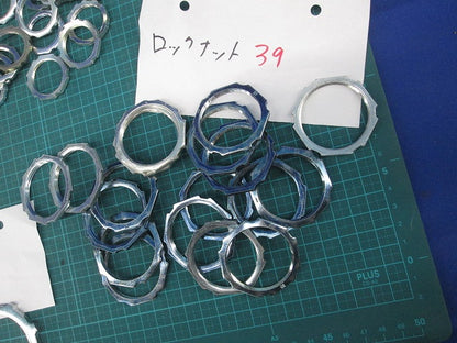 ロックナットセット(サイズ混在80個入) 25他