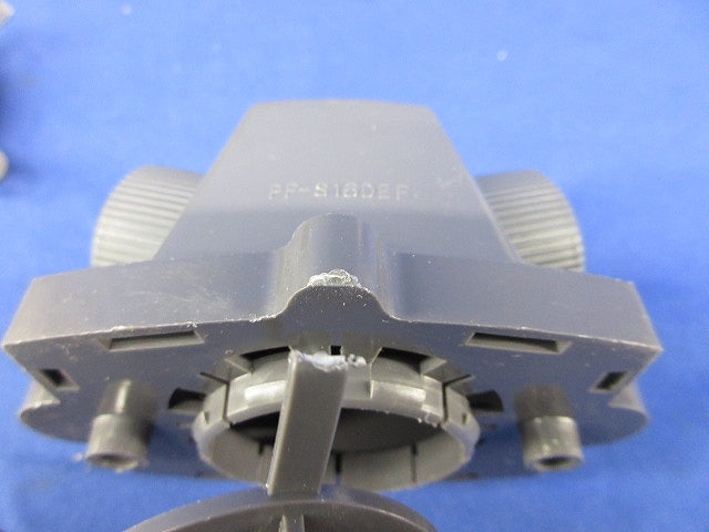 デッキプレート用両口エンド(台座付き)(10個入) PF-S16SEF