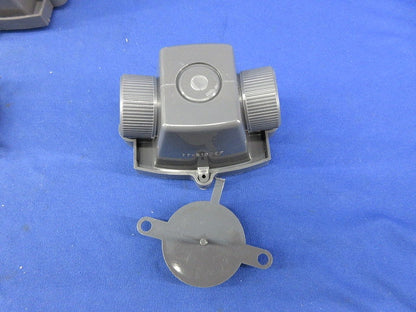 デッキプレート用両口エンド(台座付き)(10個入) PF-S16SEF