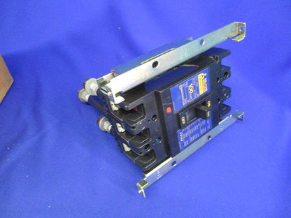 ノーヒューズ遮断器 3P100A(キズ・汚れ有) NF100-SS