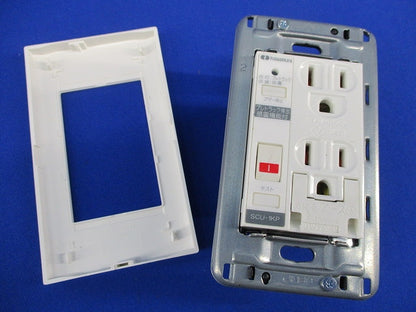 感震コンセント(1セット入) SCU-1KP