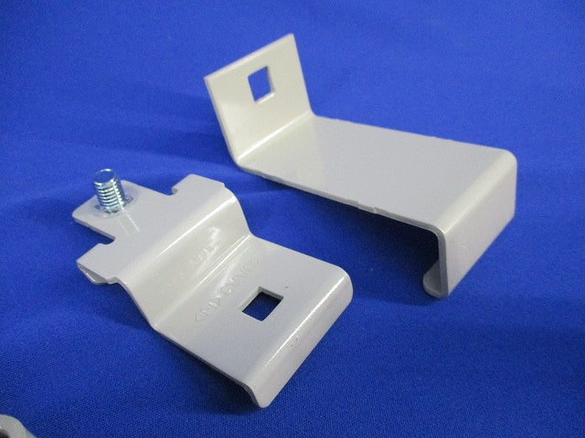 立上りカバー止め金具(12組入)(キズ・汚れ有) CVVQ1
