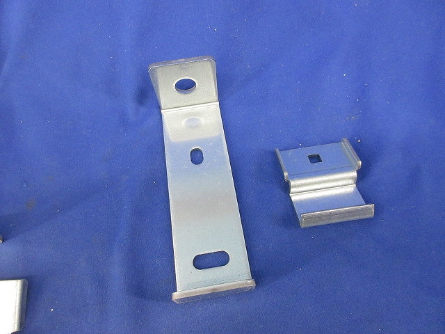 吊り金具(4個入) WRH1