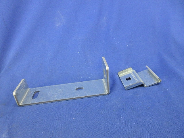 吊り金具(4個入) WRH1