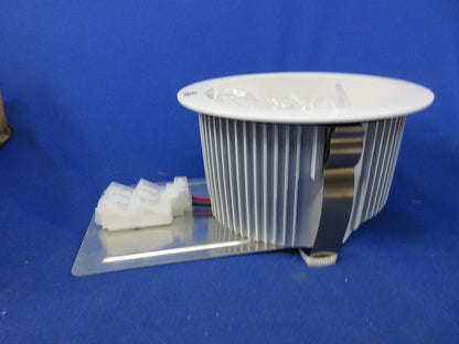 LED軒下用ダウンライトφ125(キズ・汚れ有) ERD2082WA