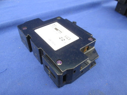 サーキットブレーカー2P1E20A(3個入) NX5N