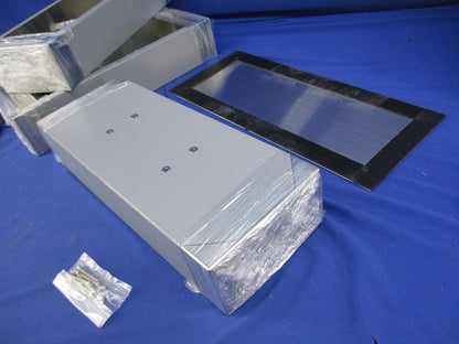 雷保護用端子箱(ステンレス)(4組入)(キズ・汚れ有) 型番不明
