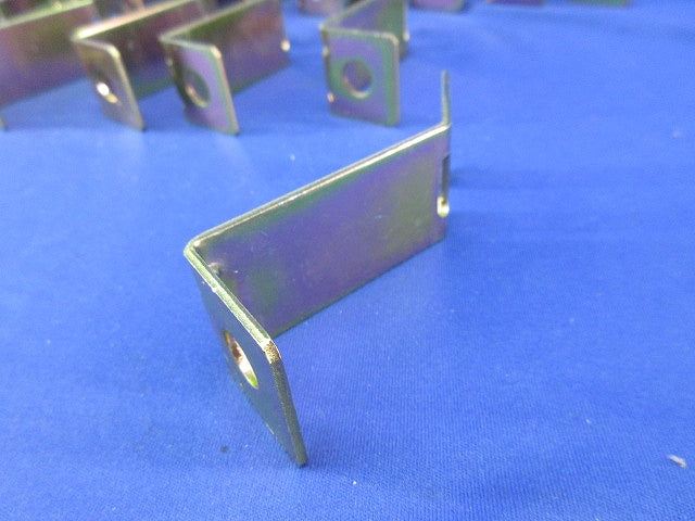 吊りボルト振れ止め金具(26個入)(キズ有・ナットなし) DLEF3