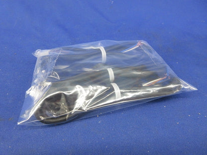 ロボットコード付コネクタ 1m(3個入) EE-1017-R