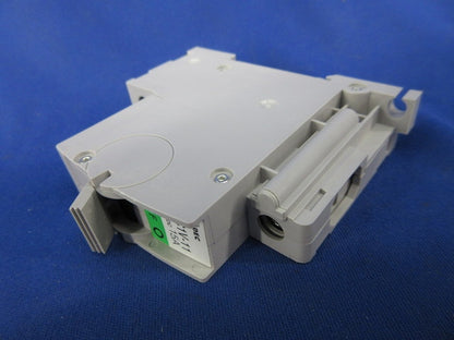 サーキットプロテクタ15A NC1V-1100-15AM