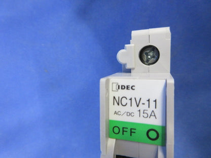 サーキットプロテクタ15A NC1V-1100-15AM