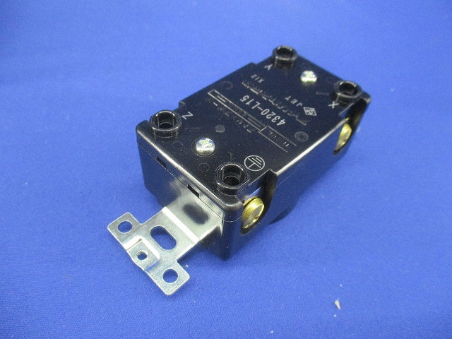 引掛形 埋込コンセント 接地3P30A250V 4320-L15