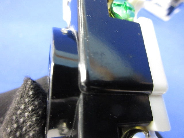 引掛埋込コンセント(5個入)(キズ・汚れ有) WF2315K