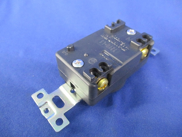 接地形2P20A125V埋込コンセント 3210-L5