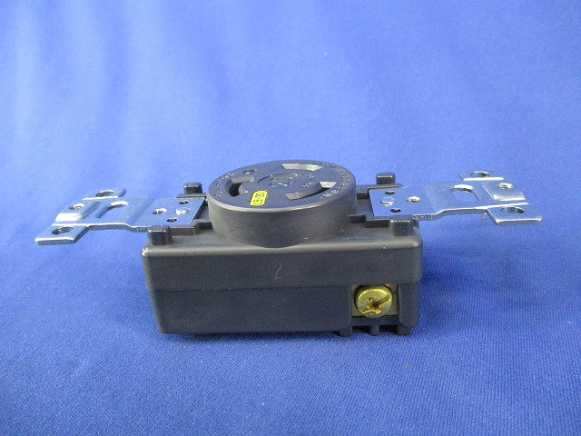 接地形2P20A125V埋込コンセント 3210-L5