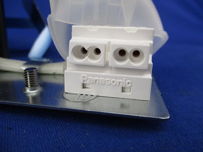 LEDダウンライト 軒下用φ100(傷有) LRD9101