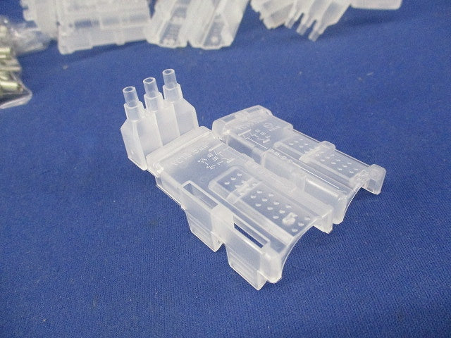 絶縁カバー付3心棒状形圧着端子(20セット入) MZ6687