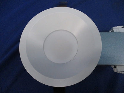 LEDダウンライトφ125(温白色)(撮影のため開梱) XD457035