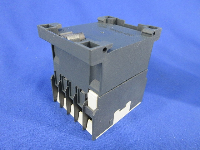 コンタクター 電磁接触器 LP1K06