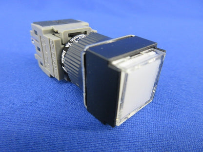 照光押ボタンスイッチ(3個入)白 AH165-SL