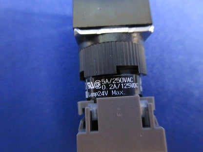 照光押ボタンスイッチ(3個入)白 AH165-SL