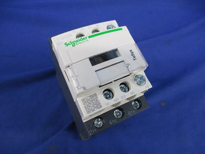 非可逆形電磁接触器 LC1D126BD
