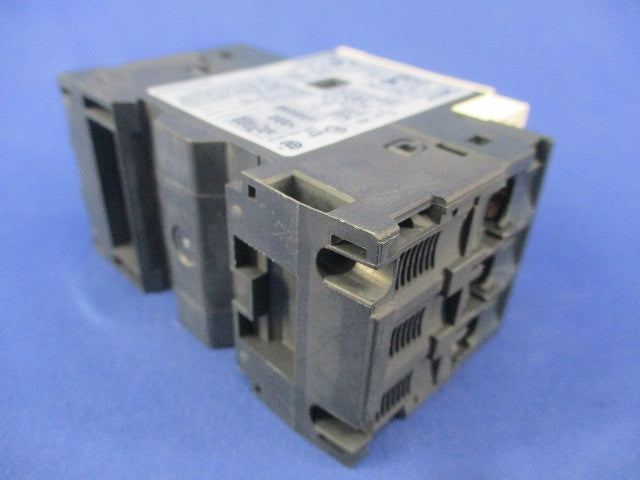 マニュアルモータスタータ 24-32A GV2ME326