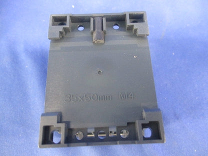 コンタクター 電磁接触器 LP1K06106BD