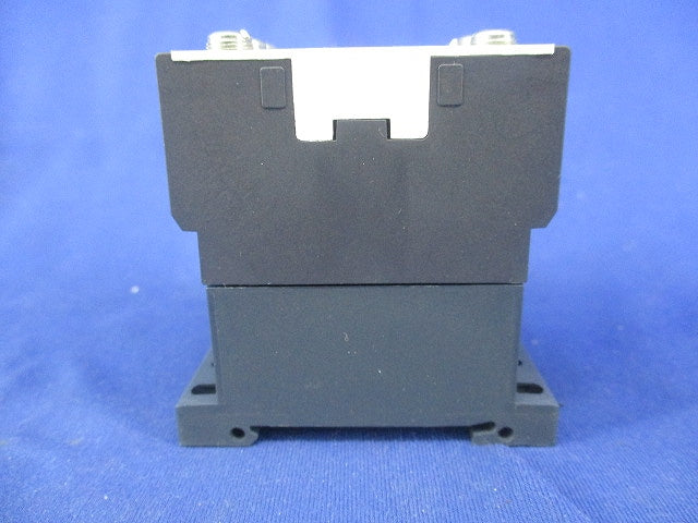 コンタクター 電磁接触器 LP1K06106BD