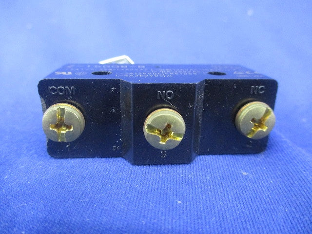 一般用基本スイッチ パネル取付押しボタン形(キズ･汚れ有) Z-15GQ8-B