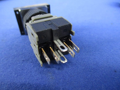 φ16照光押しボタンスイッチ(3個入)(ホワイト) AH165-TLW11E3