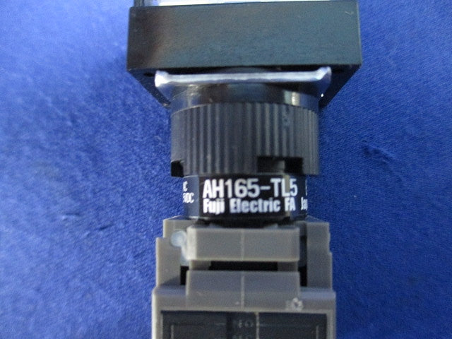 φ16照光押しボタンスイッチ(3個入) AH165-TL5W11E3