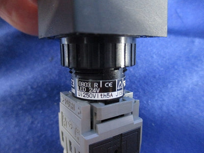 φ16照光押しボタンスイッチ(3個入)(赤) AH165-2SFL