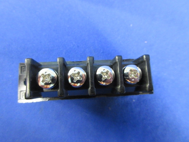 貫通型端子台4P F2035EW