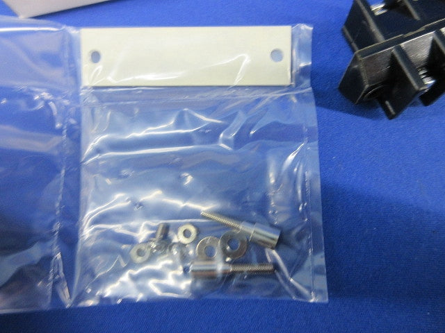 貫通型端子台4P F2035EW