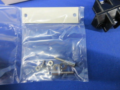 貫通型端子台4P F2035EW