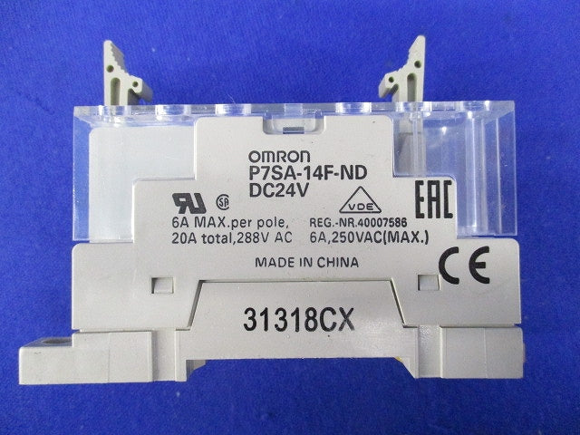 表面接続ソケット DC24V(キズ・汚れ有) P7SA-14F-ND