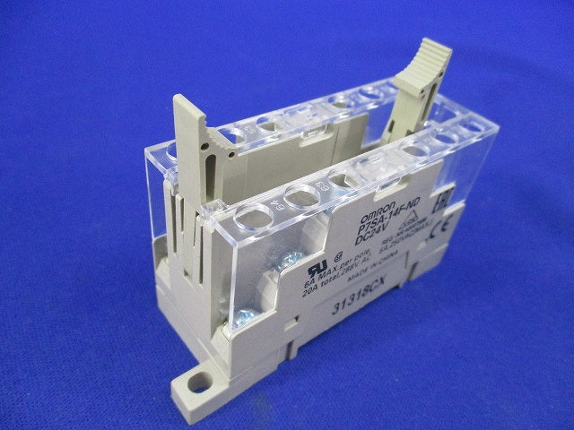 表面接続ソケット DC24V(キズ・汚れ有) P7SA-14F-ND