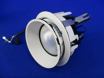 LEDダウンライトφ82(キズ・汚れ有) MSP-080F/WC/PWF/F/11B27/T1/1