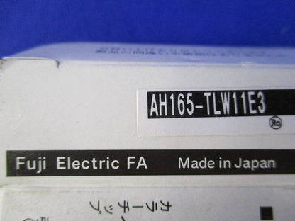 φ16照光押しボタンスイッチ(5個入)(ホワイト) AH165-TLW11E3