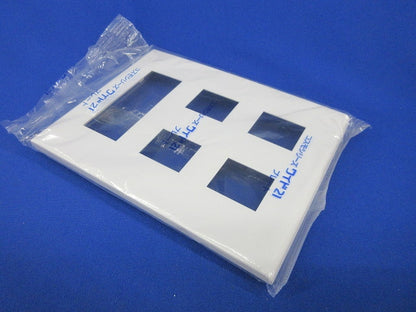 コンセントプレート7コ用(5個入)(ホワイト) WTF8087