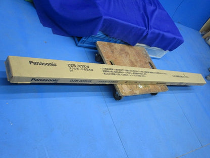 メタルモールB型本体2m(5本入)(ホワイト)(新品未開梱) DZB202KW